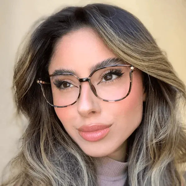 Óculos Crystal Multifocal [ LEVE 2 UNIDADES E PAGUE 1 ] - Garanta HOJE MESMO! 63% OFF